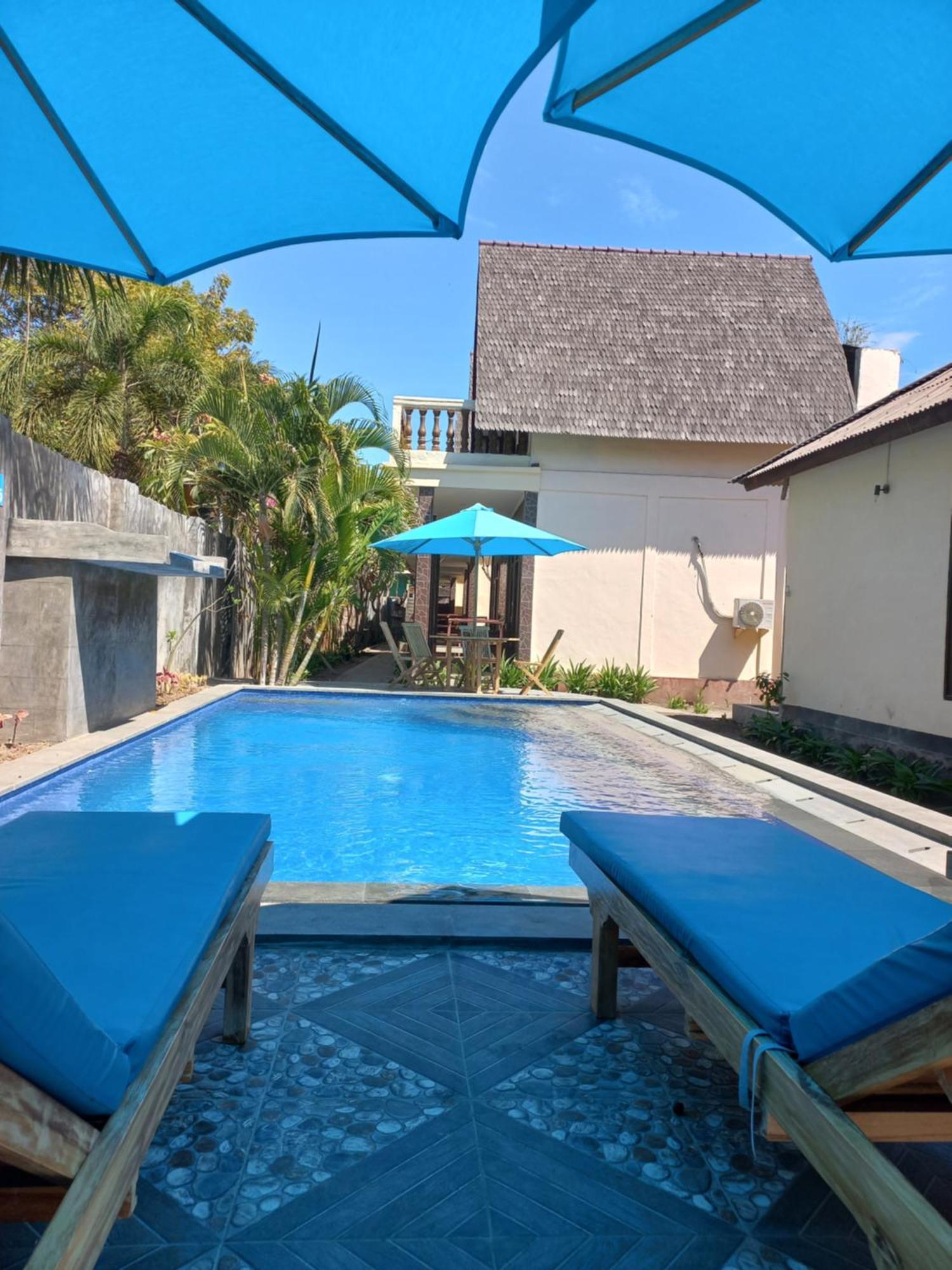 Kusuka Bungalow Gili Trawangan Exterior photo