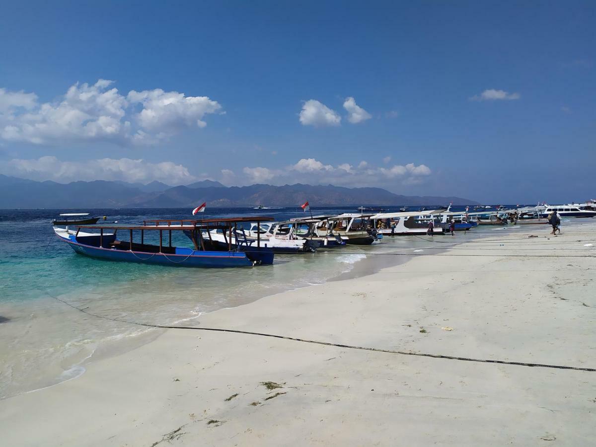 Kusuka Bungalow Gili Trawangan Exterior photo